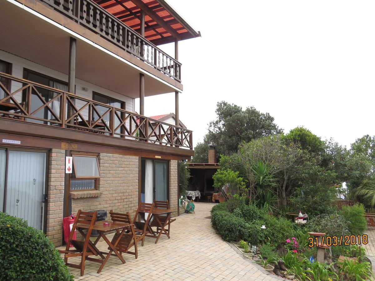 At Whale-Phin Guest House Reebok Εξωτερικό φωτογραφία